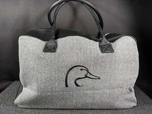 Ducks Unlimited Mainstreet Collection Large Travel Bag Black and White Duffle